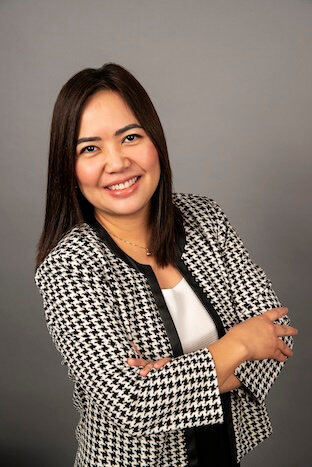 Julie Dela Cruz